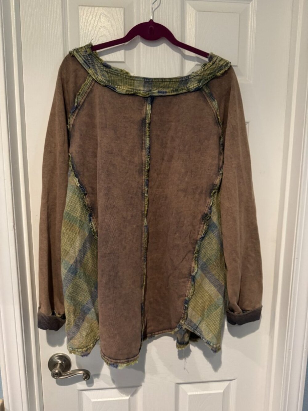 EUC OLI & HALI SIZE LARGE CAN FIT PLUS SIZE TO 3XL PATCHWORK A-LINE SWEATSHIRT - Picture 3 of 3